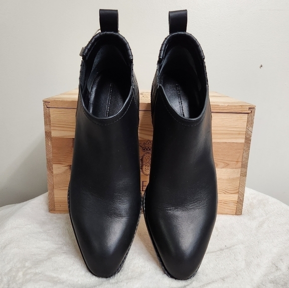 Alexander Wang "Kori" All Black Leather Ankle Booties Size EU 40 BNIB - Picture 4 of 12